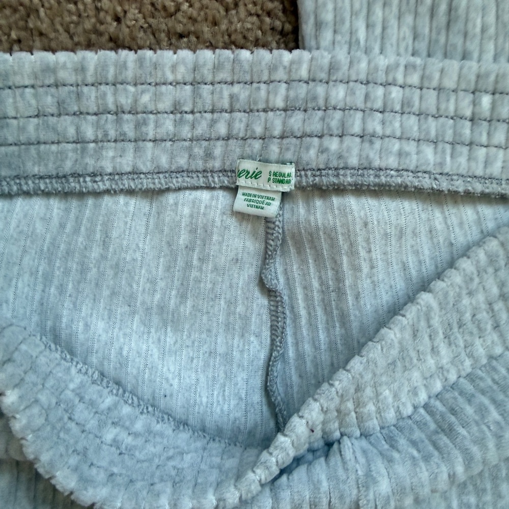 aerie Light Gray Ribbed Flare Lounge Pants - Picture 4 of 4